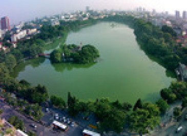 Hà Nội chi 29 tỷ đồng làm sạch nước Hồ Gươm